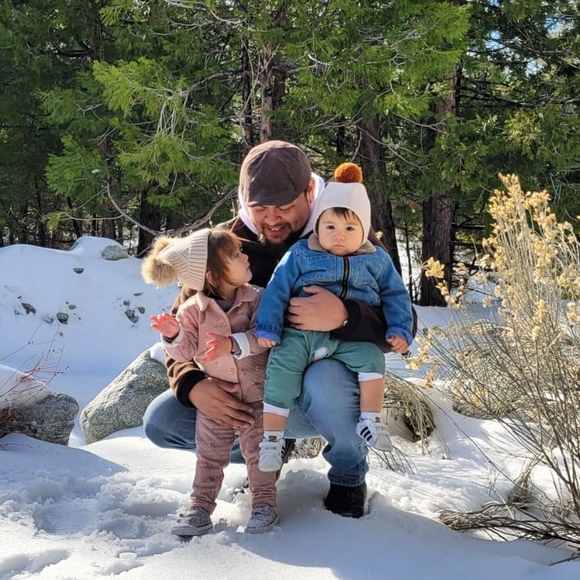 Meet your Posher, Omar - Picture 2 of 3